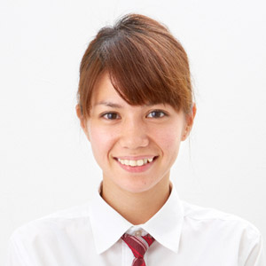 北谷店 店長 普天間 梨枝