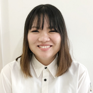 名護店:高里 玲奈