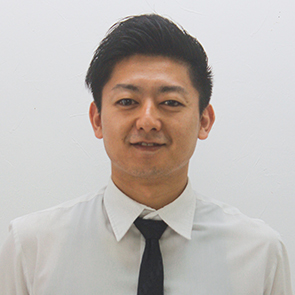 アクロスプラザ古島駅前店 副店長 仲本 伸之介